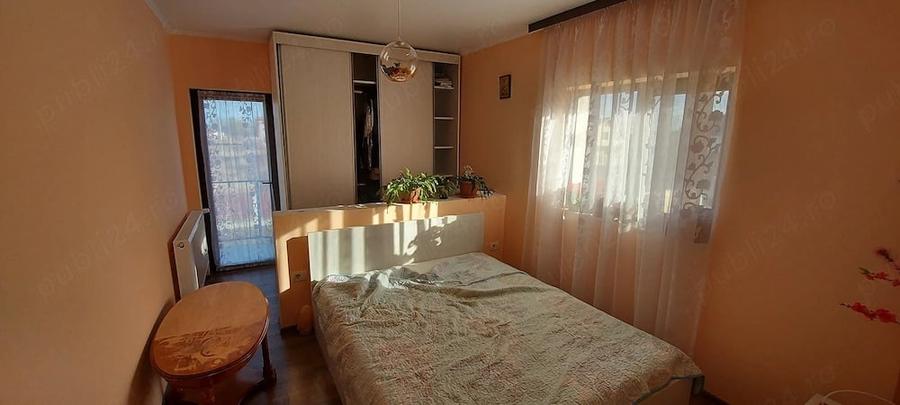 Casă individuală cu 5 camere cu Canalizare în Cornetu
