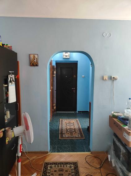 Apartament cu 2 camere semidecomandat în Marna