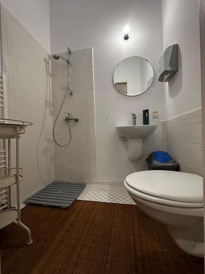 Apartament cu 4 camere decomandat în Dacia