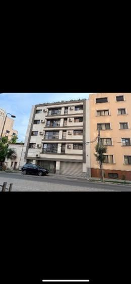 Apartament cu 2 camere decomandat în Grozăvești