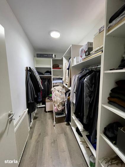 Casă cu 5 camere cu Teren 1593 Mp în Șinca