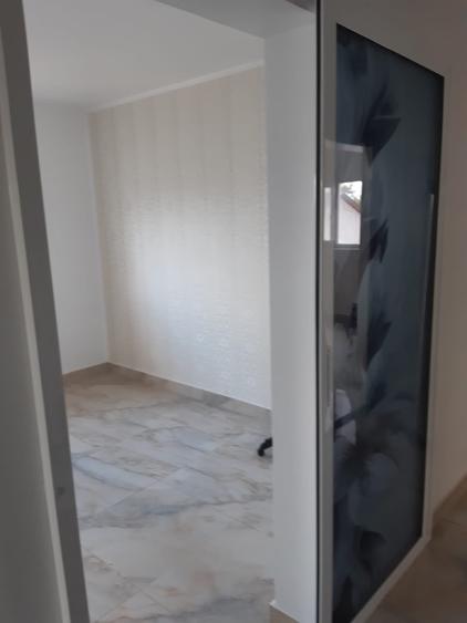 Spațiu comercial, de 232 mp, în Central