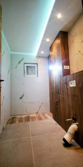 Apartament cu 3 camere decomandat în Complex Studențesc