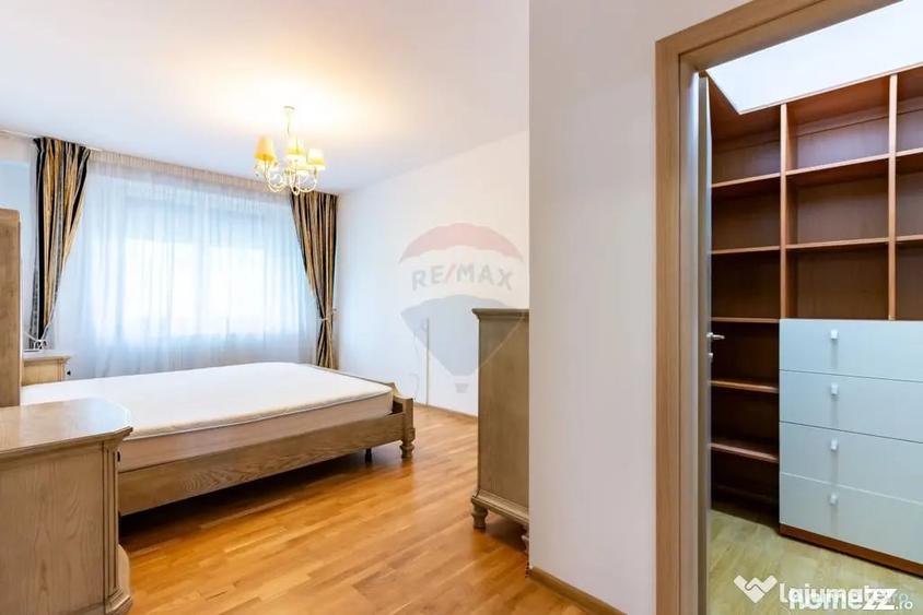 Apartament cu 4 camere decomandat în Nordului