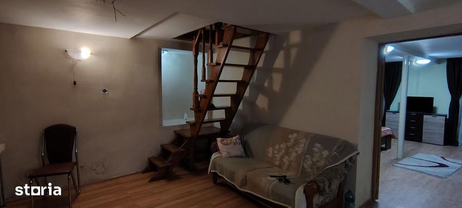 Apartament cu 4 camere în Central