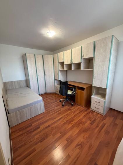 Apartament cu 3 camere decomandat în Timișoara