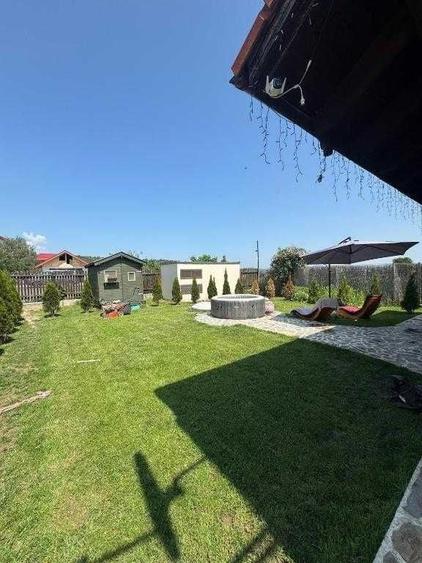 Casă cu 4 camere cu Teren 200 Mp în Tohanu Nou
