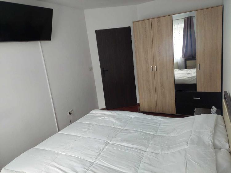 Apartament cu 2 camere decomandat în Pârneava
