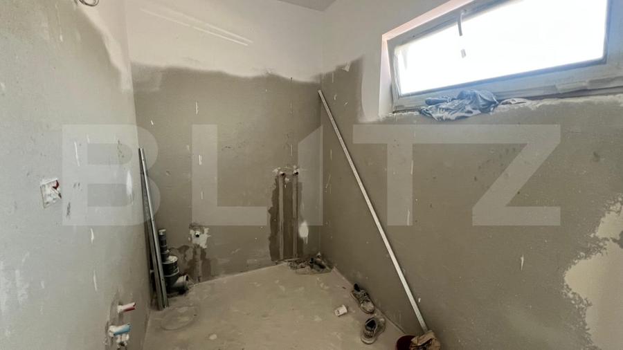 Duplex cu 5 camere cu Canalizare în Malu Mare