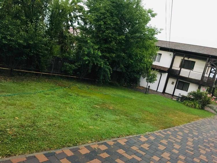 Casă cu 4 camere cu Teren 900 Mp în Bascov