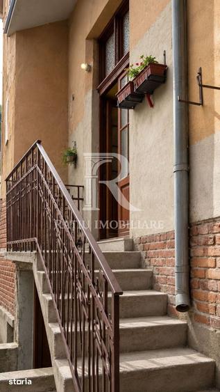 Apartament cu valoare arhitecturala | 2 unita?i | Poten?ial investi?ie - 1