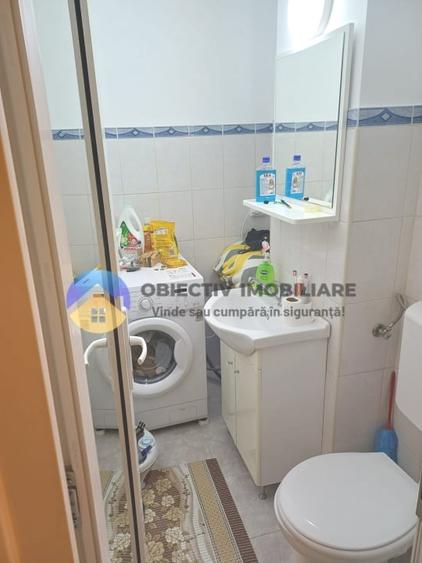 Apartament cu 4 camere decomandat, mobilat în Dărmănești