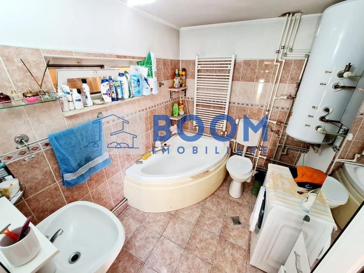 Casă individuală cu 4 camere cu Canalizare în Goranu