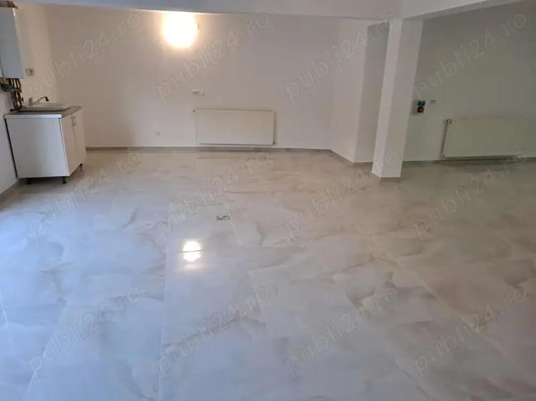 Spațiu comercial, de 120 mp, în Între Lacuri