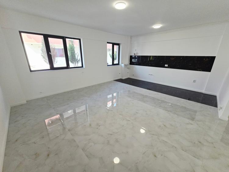 Apartament cu 2 camere semidecomandat în Prelungirea Ghencea