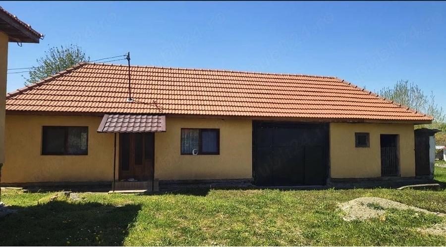 Casă cu 3 camere cu Teren 140 Mp în Târnava