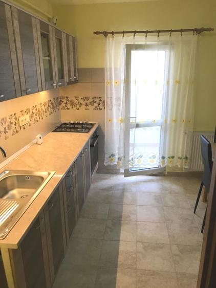 Apartament cu 2 camere decomandat, mobilat în Zorilor