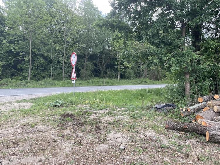 Teren de 2500 mp, în Central