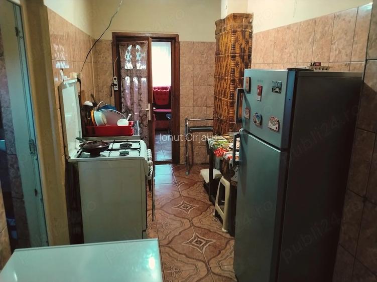 Casă cu Teren 1000 Mp în Mihăești
