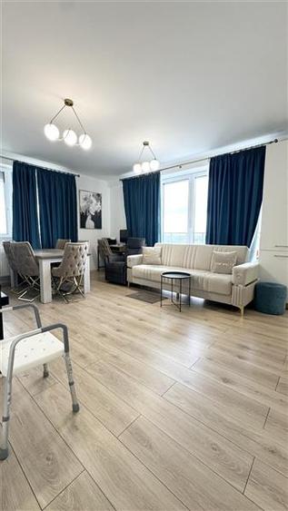 Apartament cu 2 camere decomandat, mobilat în