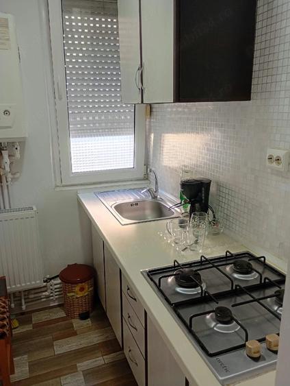 Apartament cu 2 camere semidecomandat în Micro 17