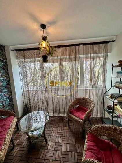 Apartament cu 3 camere, mobilat în Decebal