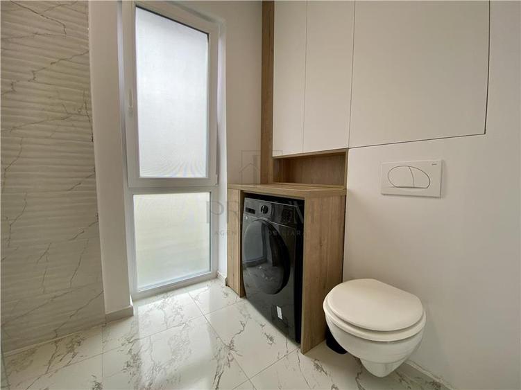 Apartament cu 2 camere semidecomandat, mobilat în Aradului