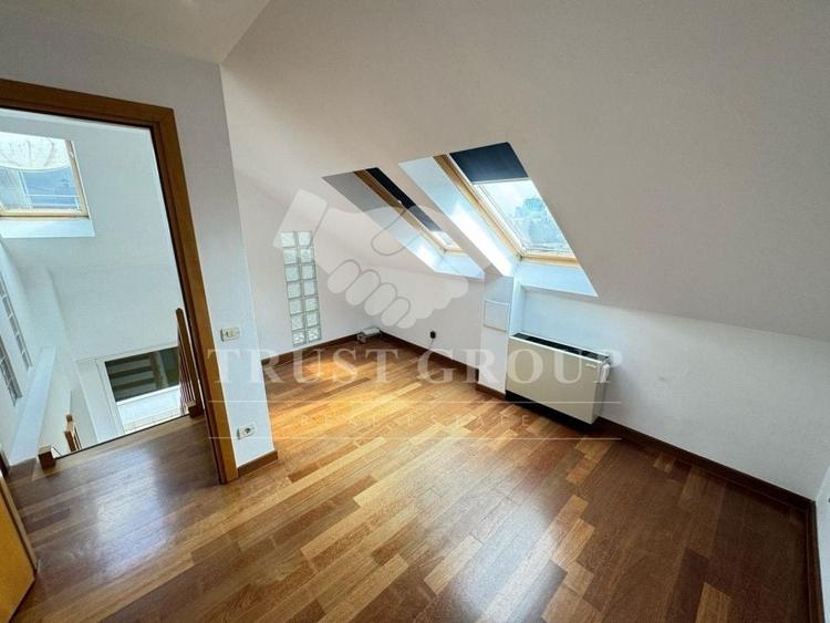 Penthouse cu 3 camere, mobilat în Clucerului