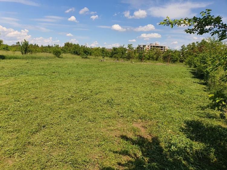 Teren de 700 mp, în Pipera