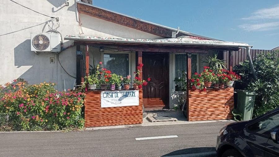 Casă cu 7 camere cu Teren 1420 Mp în Dumbrava