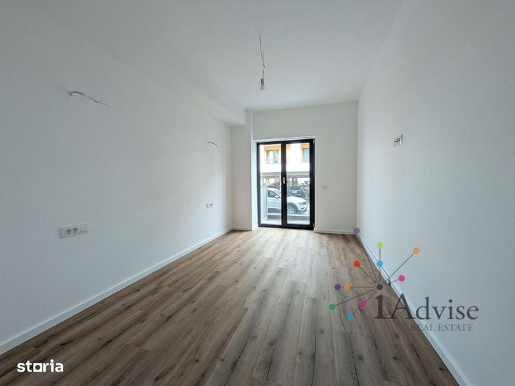 Apartament cu 3 camere în Tractorul