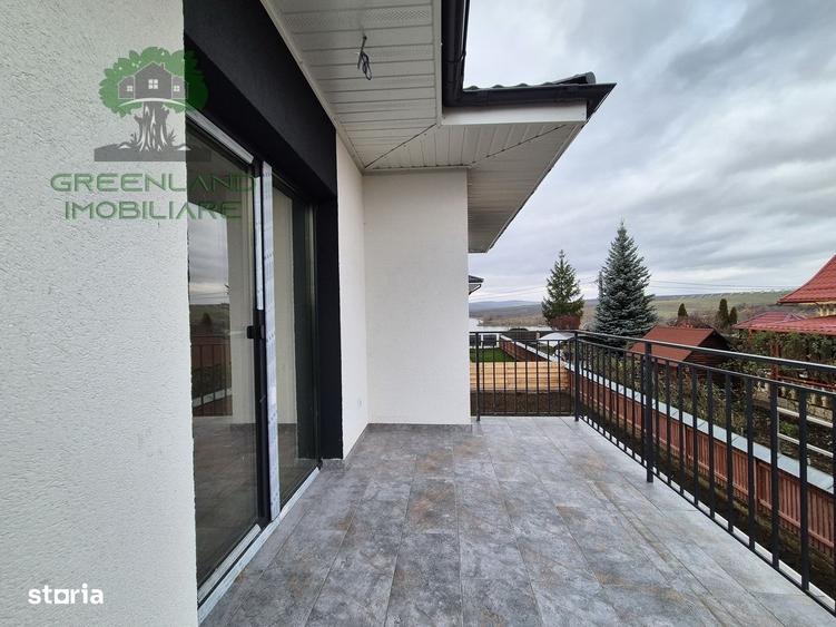 Casă cu 4 camere în Ciurbești