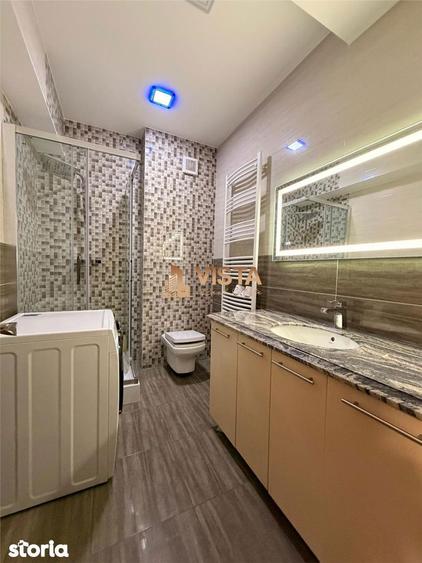 Apartament cu 3 camere, mobilat în Tractorul