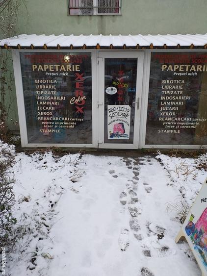Spațiu comercial, de 65 mp, în Astra