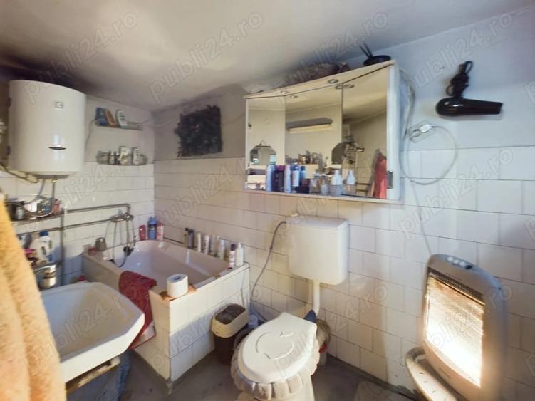 Casă cu 5 camere în Central