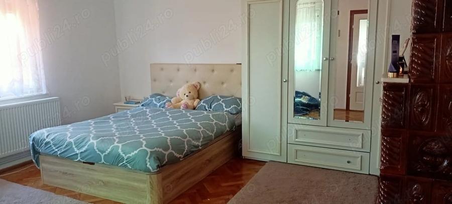 Casă cu 3 camere cu Teren 860 Mp în Mera