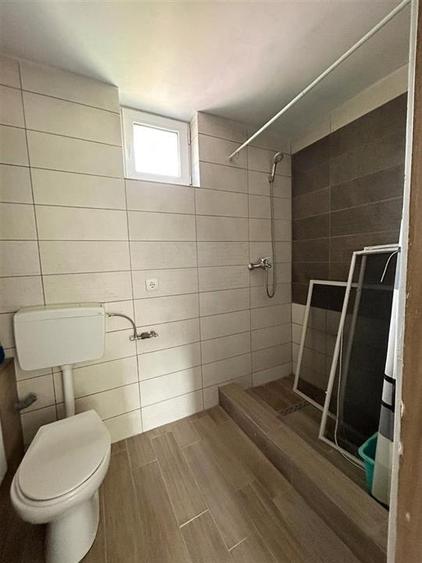 Apartament cu 2 camere decomandat în Spitalul Județean