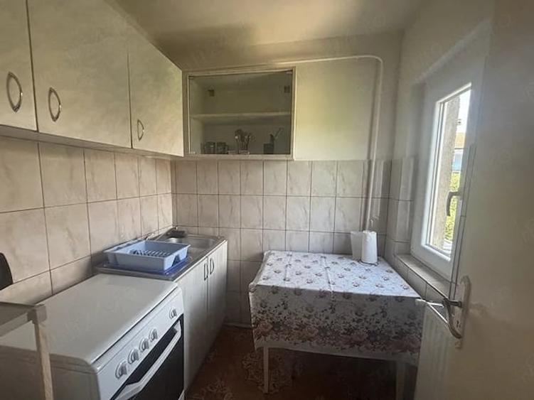 Garsonieră semidecomandată în Aradului