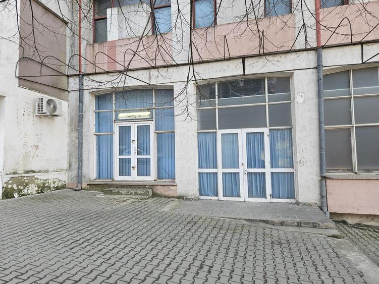 Spațiu comercial, de 132 mp, în Măcin