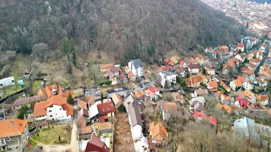 Teren Construcții intravilan de 10403 mp, în 15 Noiembrie