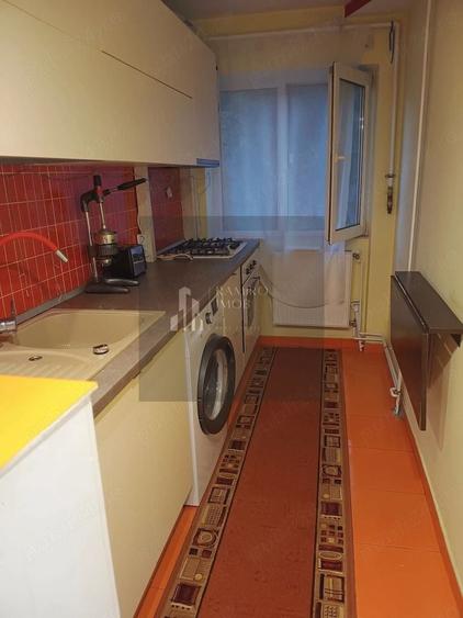 Apartament cu 2 camere semidecomandat, mobilat în Giurgiului