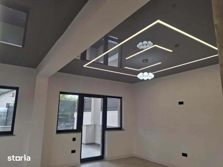 Casă cu 5 camere cu Teren 477 Mp în Bârnova