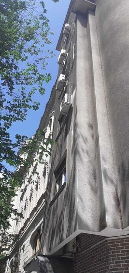 Apartament cu 3 camere semidecomandat, mobilat în Regina Elisabeta