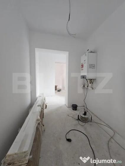 Casă cu 4 camere cu Teren 400 Mp în Central