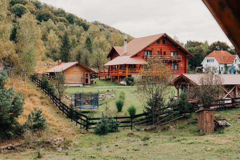 Casă cu 4 camere în Remeți