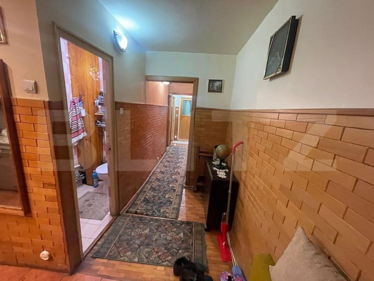 Apartament cu 3 camere decomandat, mobilat în Cetate