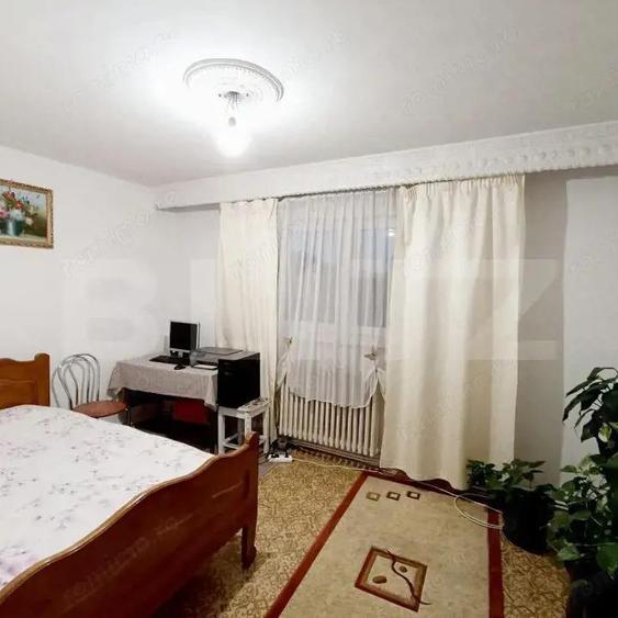 Apartament cu 2 camere decomandat în Cetate