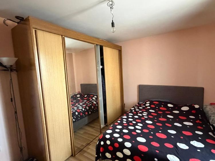 Casă individuală cu 3 camere cu Canalizare în Lascăr Catargiu