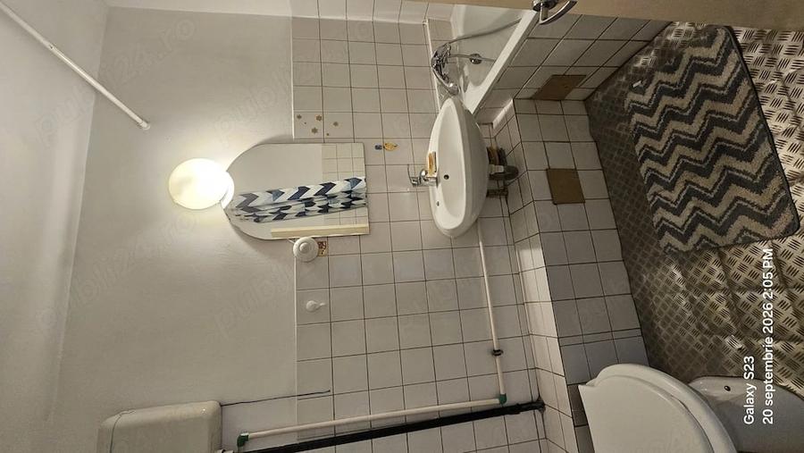 Garsonieră decomandată în Unirii