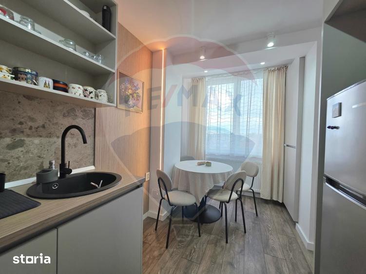 Apartament cu 3 camere de vanzare in zona Centrala Tarnaveni - 18